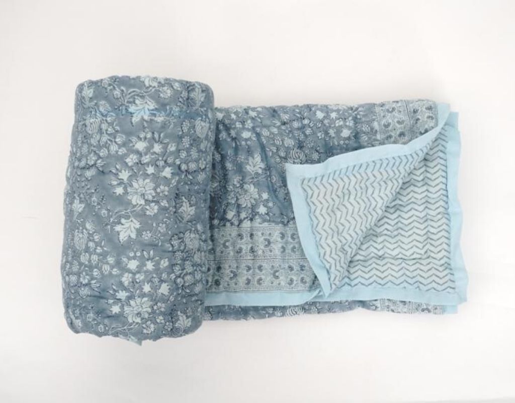 Hand block printed organic cotton quilt from Jaipur | Myyra