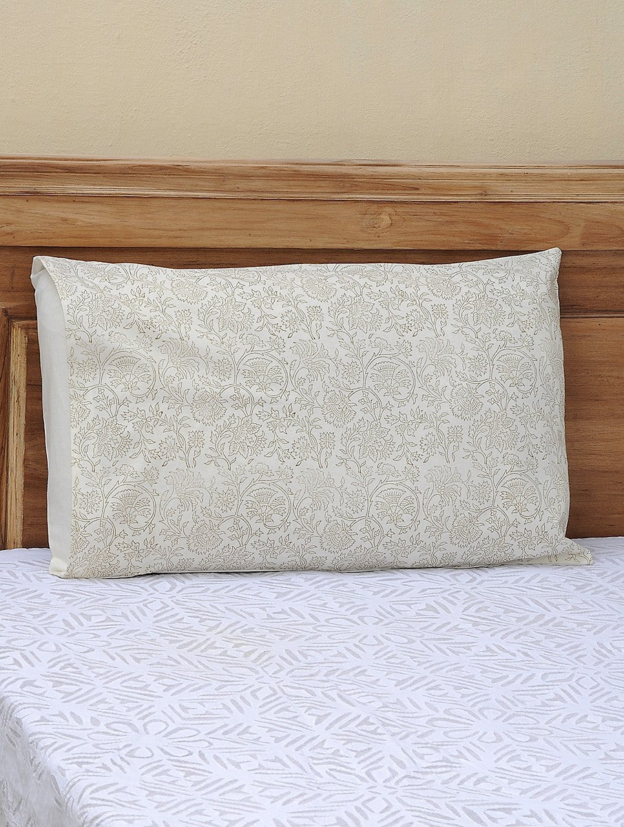 Pillow cover folded showing pattern repeat of hand block print | Myyra Jaipur